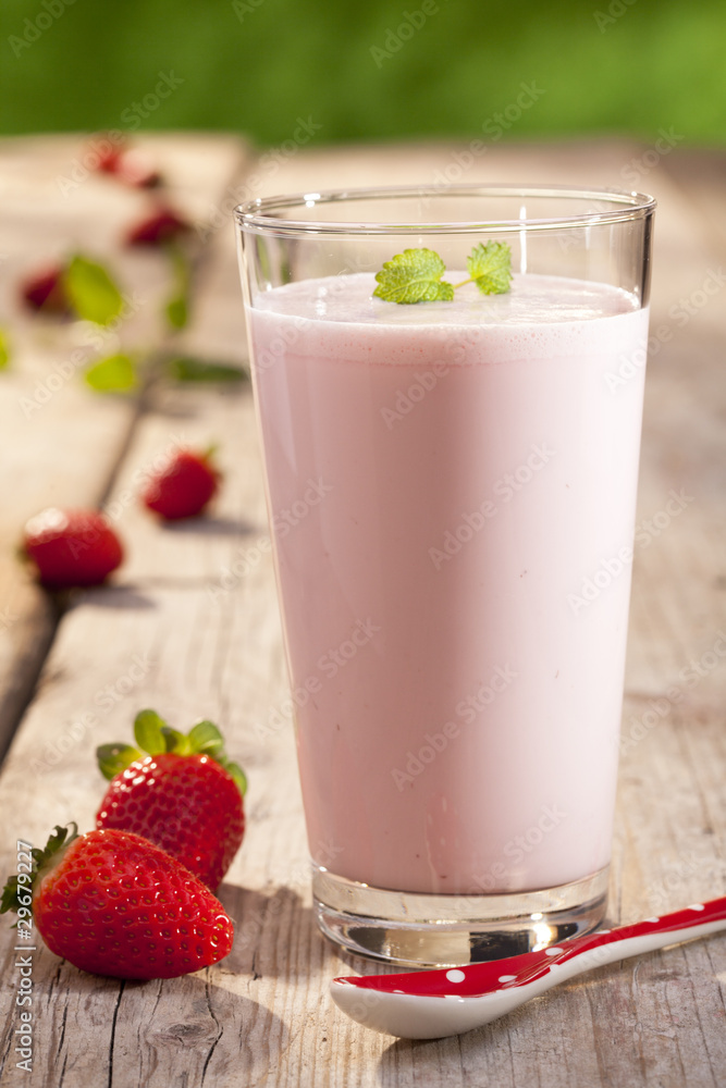 Erdbeermilch / Erdbeermilchshake Erdbeermilch / Erdbeermilchshake