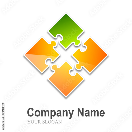 logo puzzle (4 pieces split orange & green)