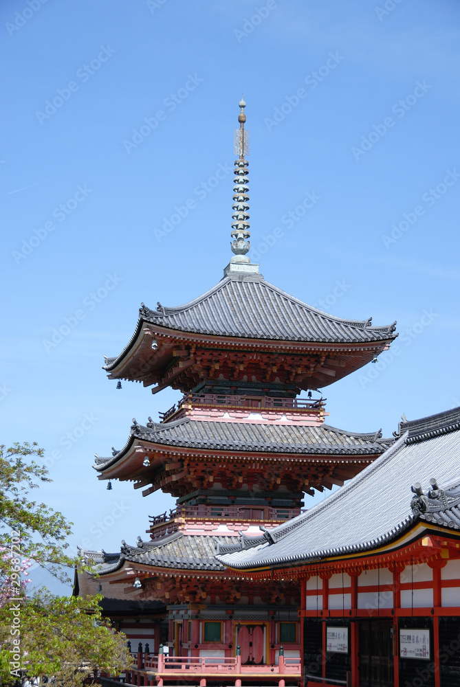 Kiyomizu-Dera Tempel zur Kirschblüte Kiyomizu-Dera Tempel zur Kirschblüte