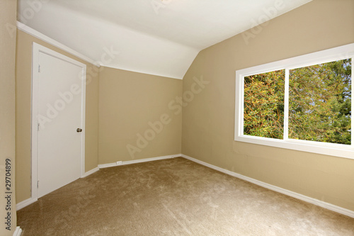 New beige bedroom with carpet © Iriana Shiyan