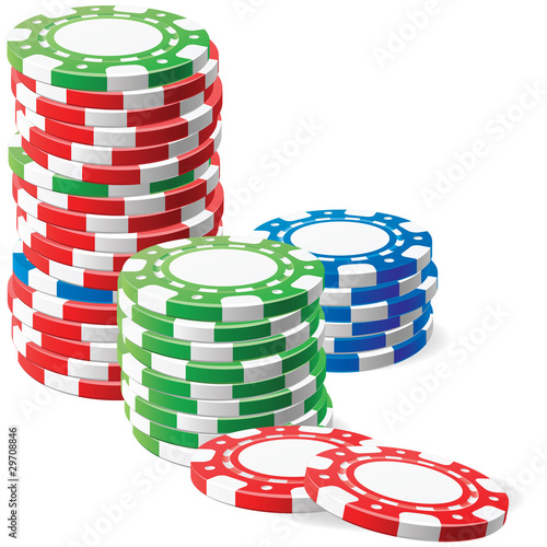 Jetons de casino: Trois piles sur la table, vert, bleu, rouge
