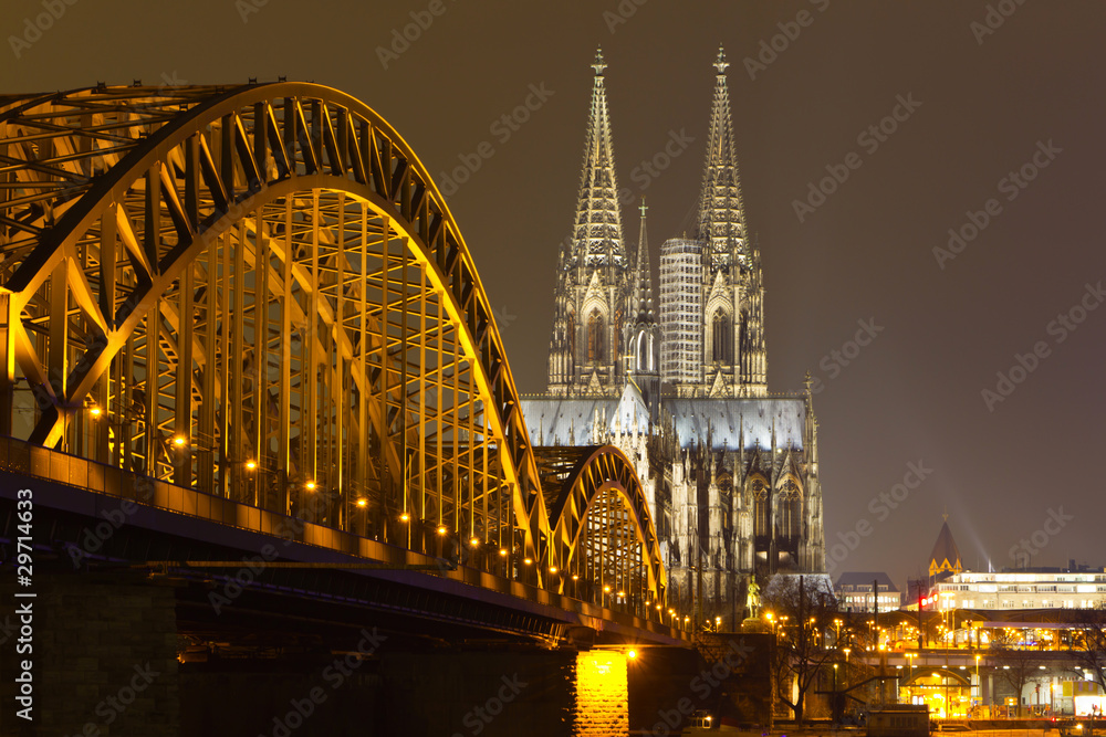 Fototapeta premium Kölner Dom, Hohenzollernbrücke