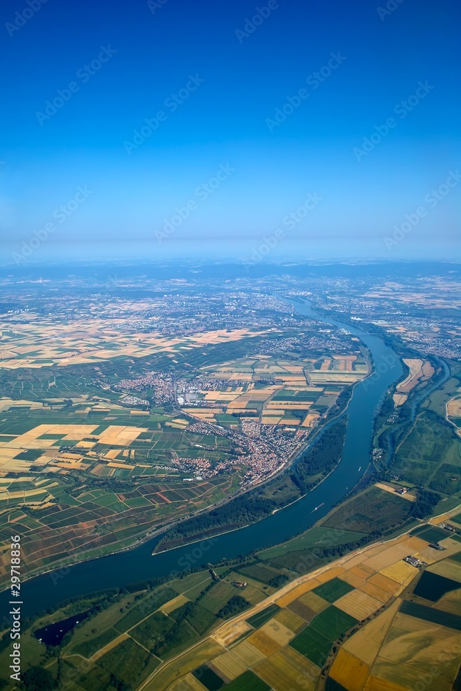 Luftaufnahme: Rhein bei Nackenheim a.R. (VG), Mainz im HG