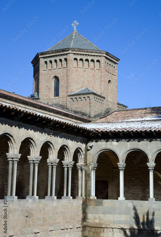 Monasterio de Ripoll.Claustro.Gerona,Cataluña