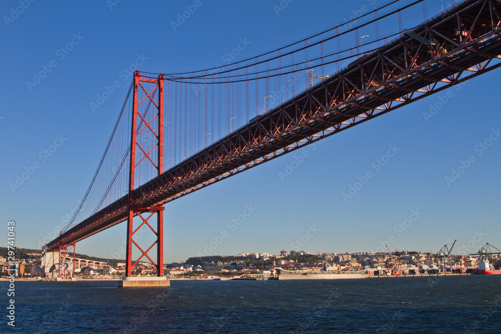 Lissabon,  Brücke des 25 April