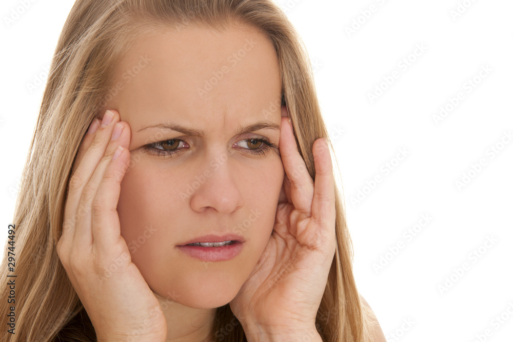 Blonde Frau hat Kopfschmerzen, Ohrenschmerzen Blonde Frau hat Kopfschmerzen, Ohrenschmerzen