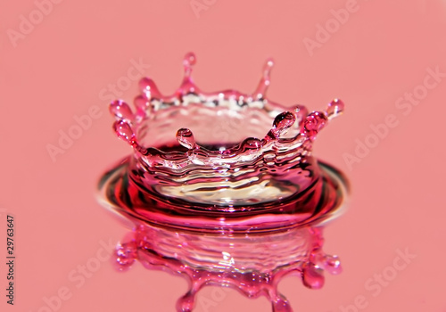 Bild auf Leinwand Water splash of red.