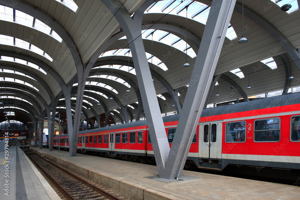 Naklejka premium Bahnhof Halle Bahngleis Deutschland neutral