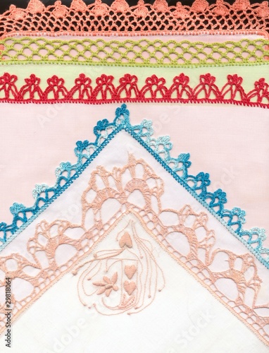 cotton handkerchief with crochet-laces andembroidery