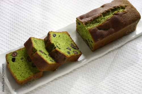 黒豆入り抹茶パウンドケーキ