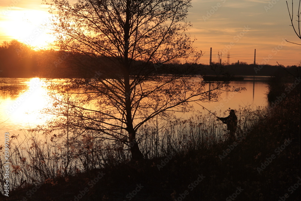 Naklejka premium Sonnenuntergang Donau