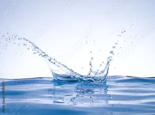 water splashes like crown