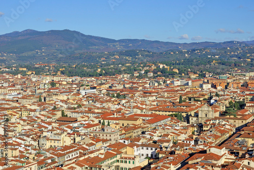 Fototapeta Naklejka Na Ścianę i Meble -  Italy, Florence aerial view from the Dome.
