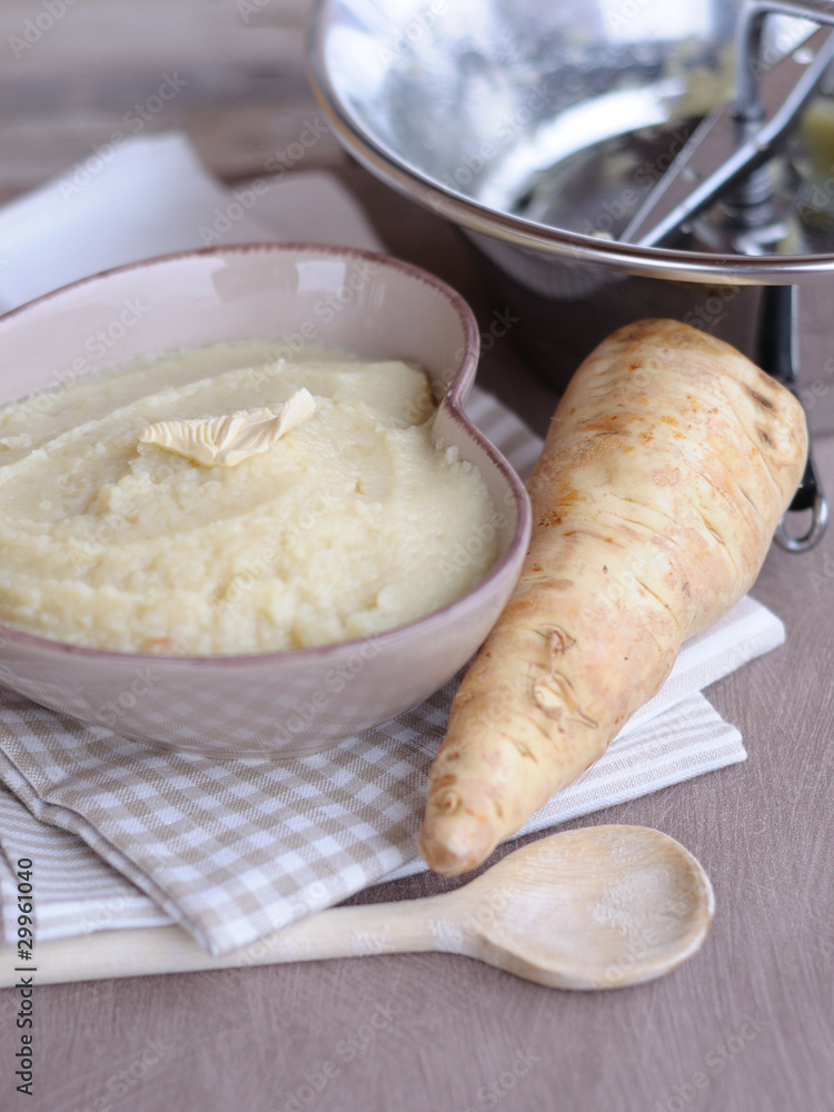 Puree De Panais Et Moulin A Legumes Stock Photo Adobe Stock Puree De Panais Et Moulin A Legumes Stock Photo Adobe Stock