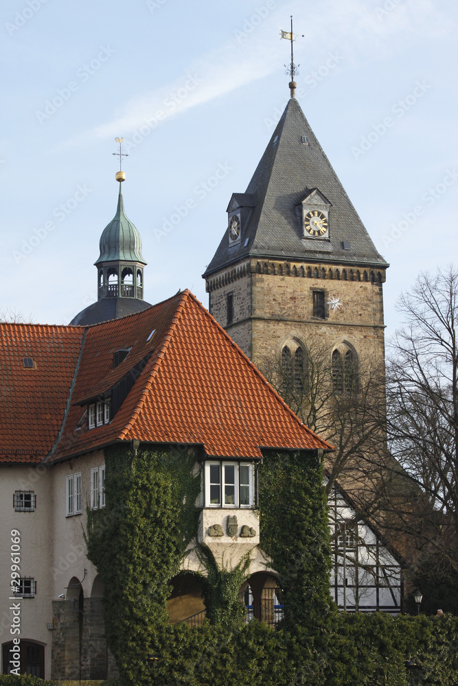Schule und Münsterkirche Hameln, Weserbergland, Deutschland