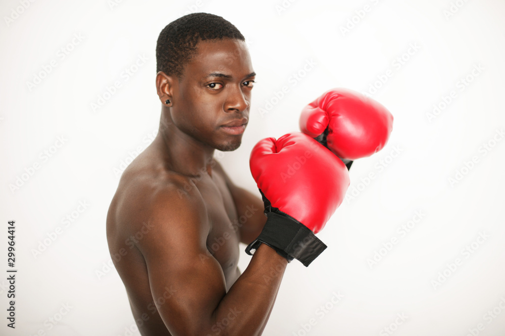 Profiboxer mit roten Boxhandschuhen Profiboxer mit roten Boxhandschuhen