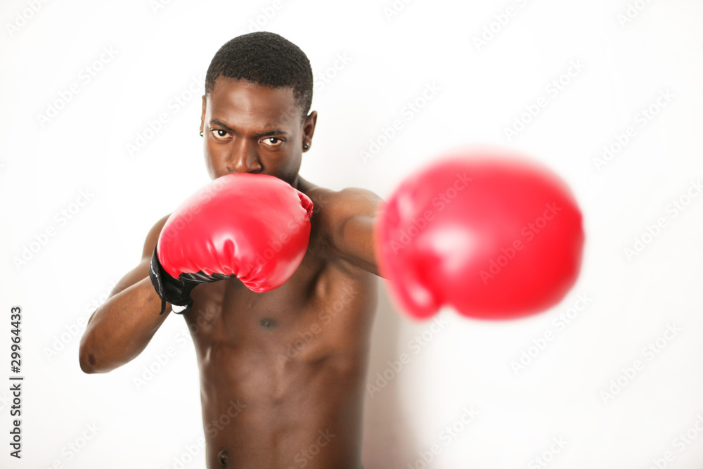 Profiboxer mit roten Boxhandschuhen Profiboxer mit roten Boxhandschuhen