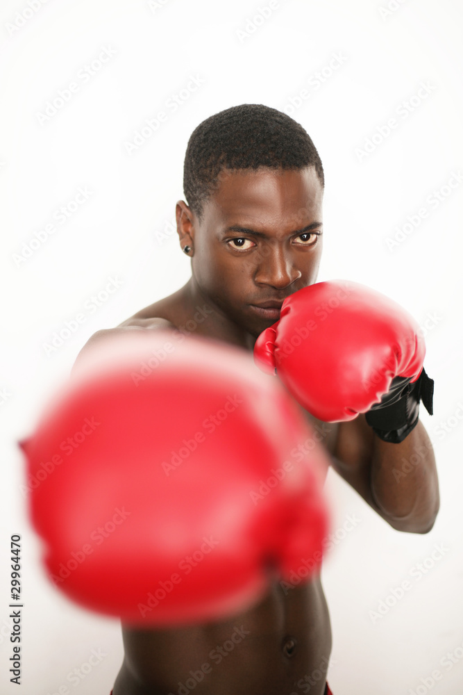Profiboxer mit roten Boxhandschuhen Profiboxer mit roten Boxhandschuhen