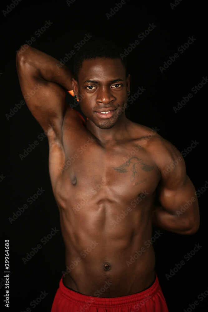 Fototapeta premium kräftiger Boxer beim dehnen