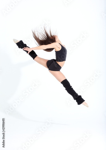 jeune danseuse saut grand ecart photo