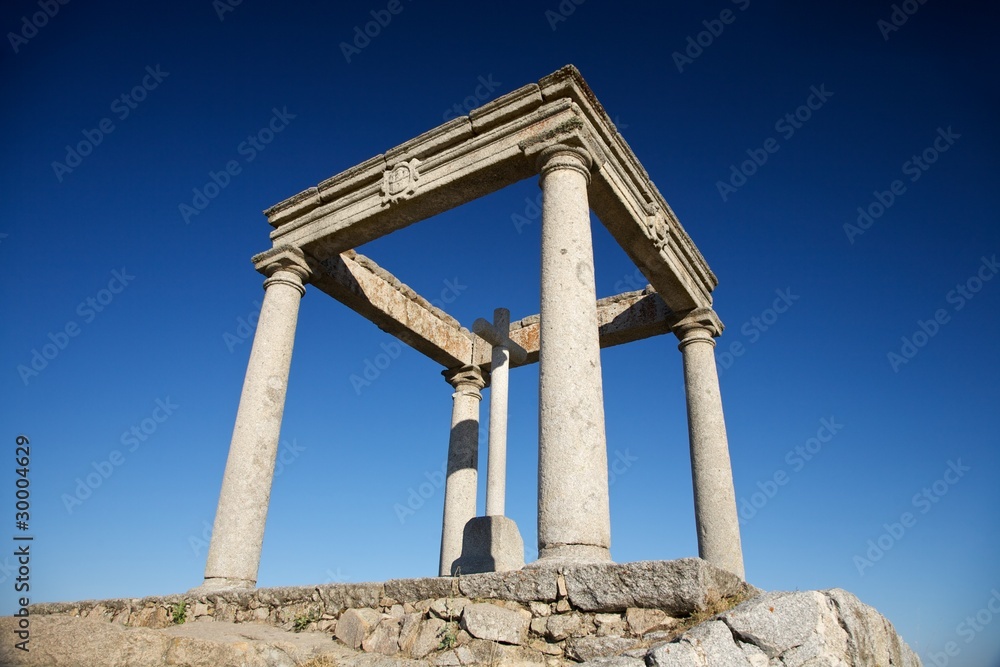 four posts monument
