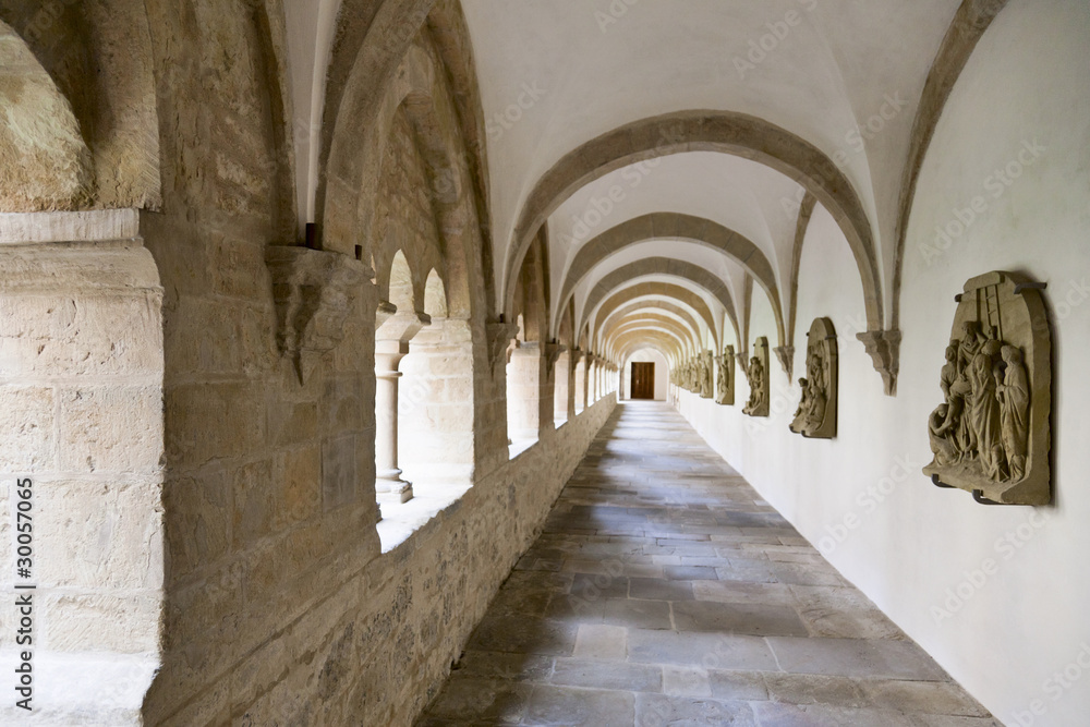 Fototapeta premium Abbey footpath