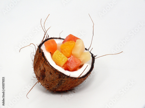 gefüllte Kokosnuss
