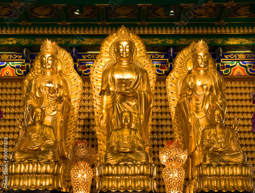 buddha statue in Wat-Leng-Noei-Yi2