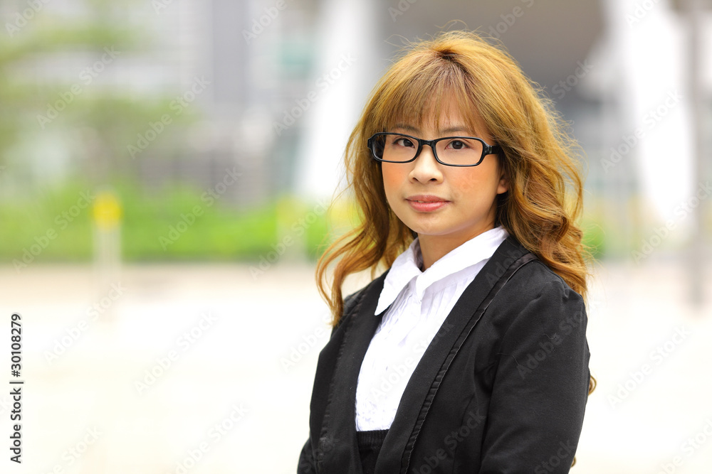 asian young business woman