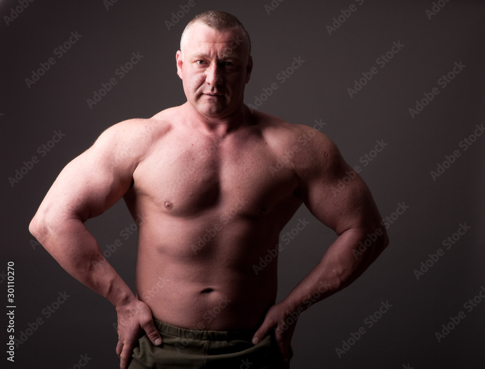 Obraz premium Bodybuilder posing