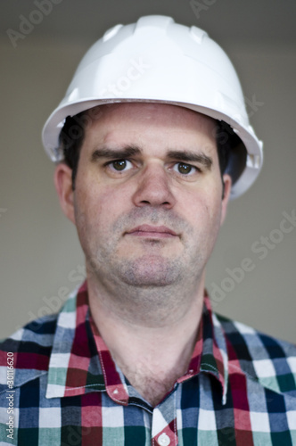 Portrait d'un ouvrier de chantier