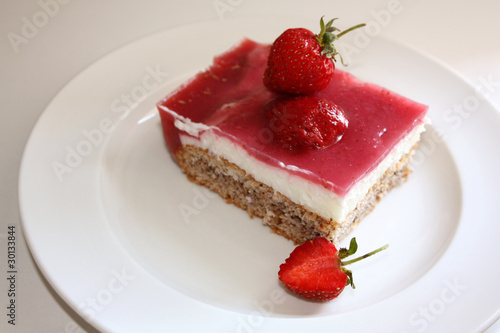 Dessert with strawberry gelatin