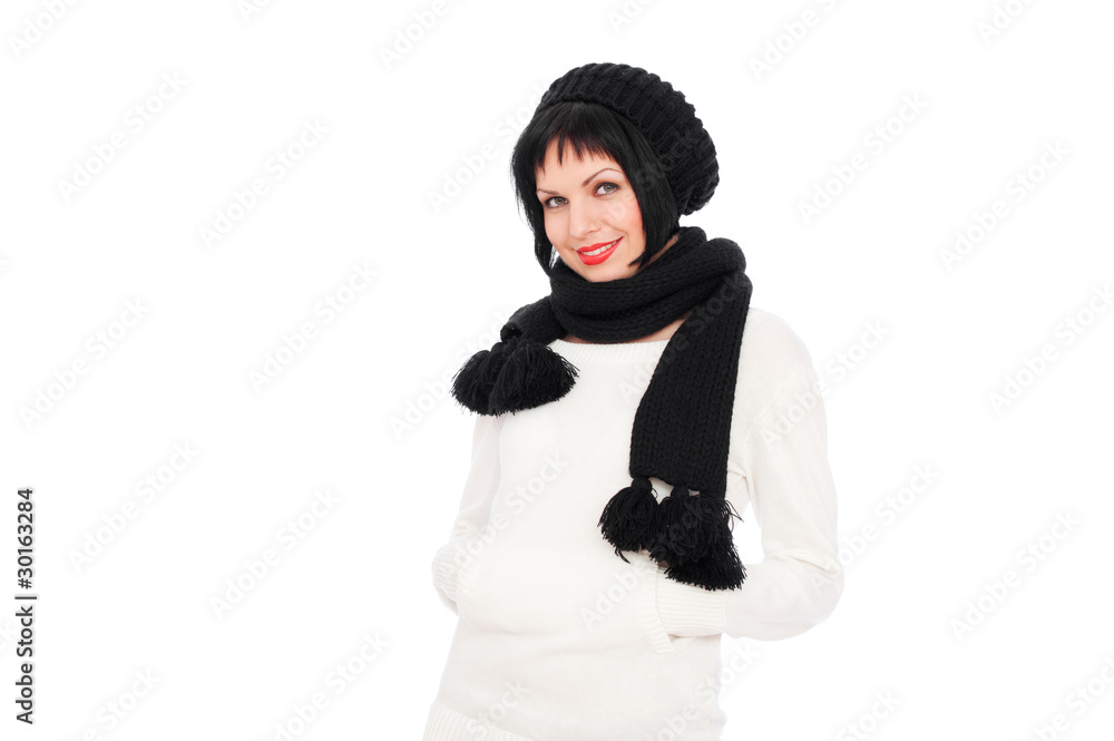 smiley woman in black hat and scarf