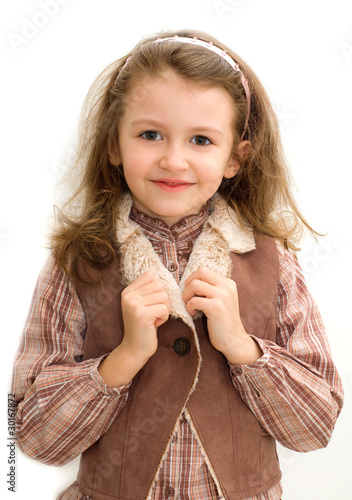 Fotografia bimba con gilet di montone