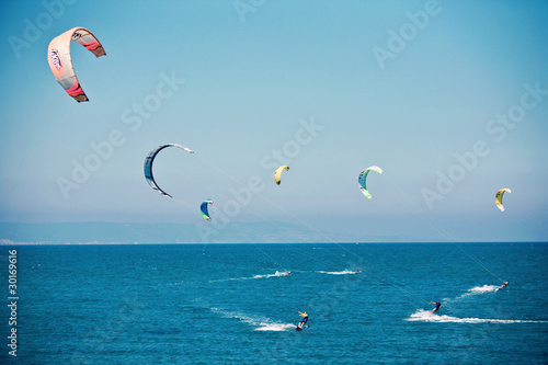 Kitesurfers photo