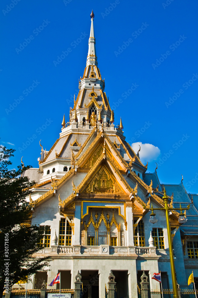 Naklejka premium Native Thai style architecture, Wat Sothorn, Chachoengsao provin