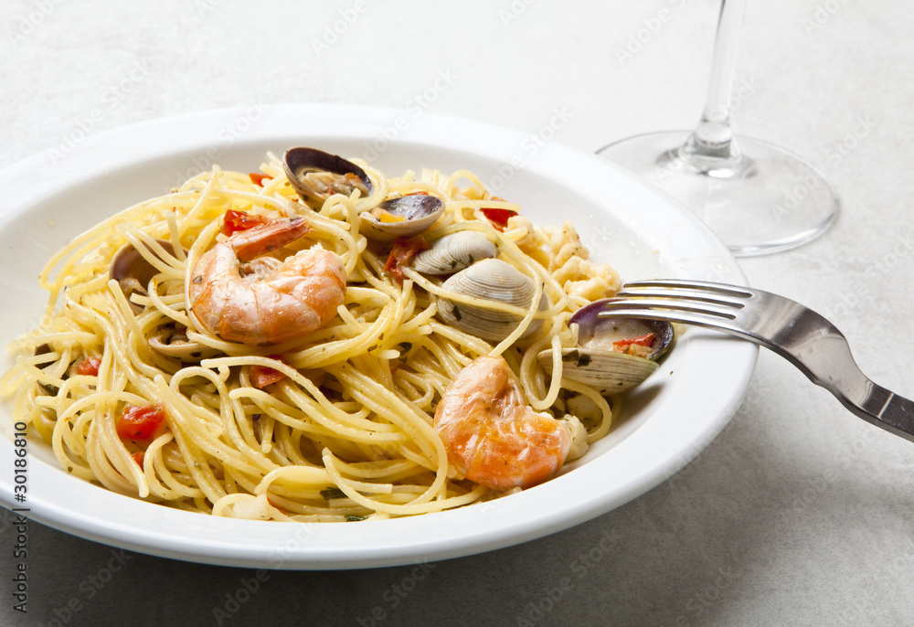 Seafood marinara spaghetti Seafood marinara spaghetti