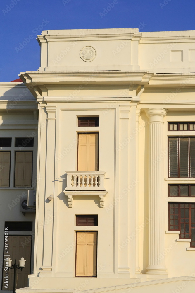 Obraz premium Big window with balcony of building