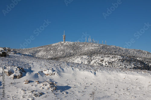 Obraz na płótnie Mount Parnitha in Winter w salonie