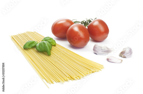 spaghetti, garlic,basil and tomatoes, italian food