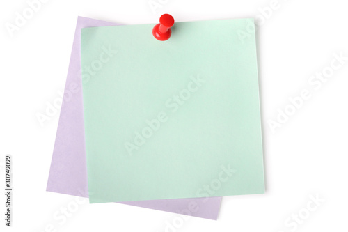 Blank paper notes with red pushpin