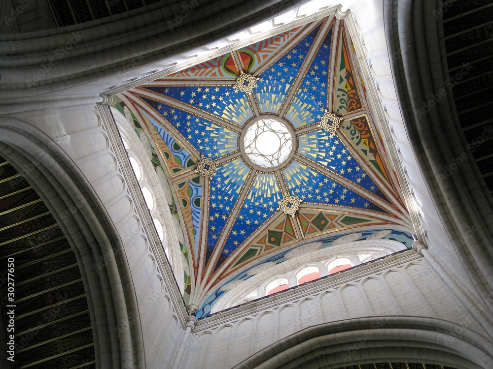 Kirchenkuppel - Almudena Kathedrale - Madrid