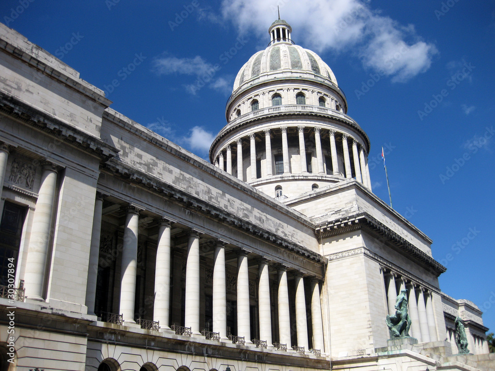 Fotografie Side view of Capitolio