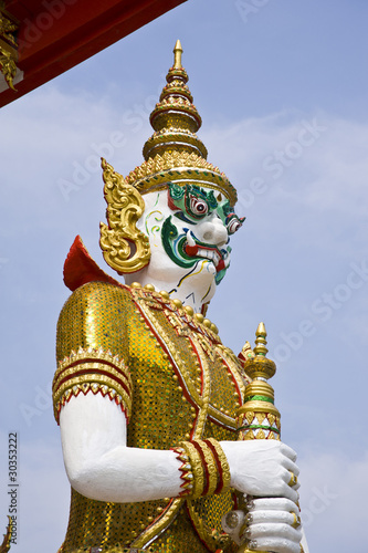 giant statue in thai temple