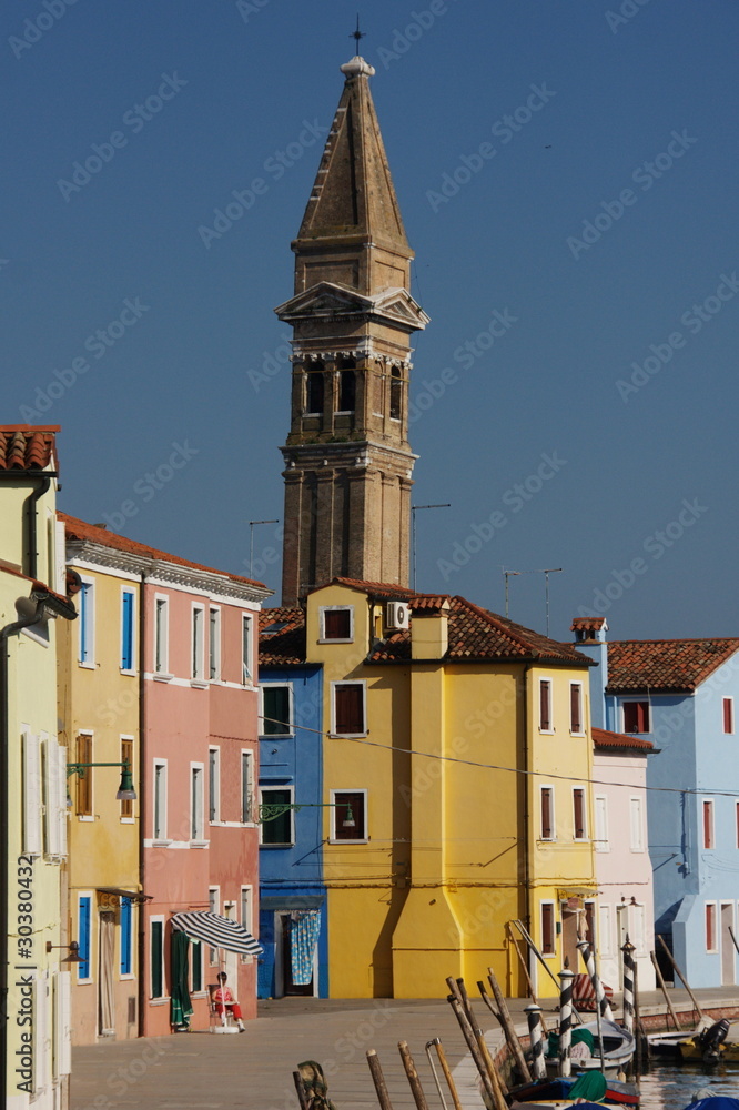 case colorate e campanile, Burano, Venezia