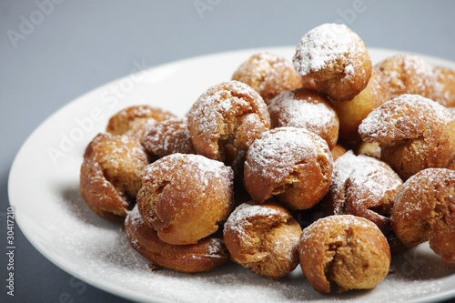 Home-made ball donuts