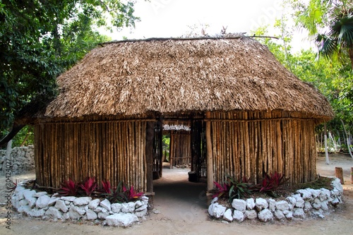 фотографія Mayan Mexico wood house cabin hut palapa