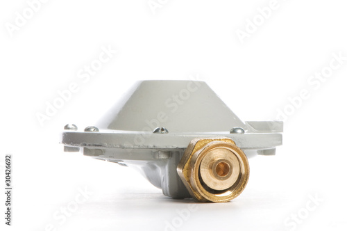 Gas reducer