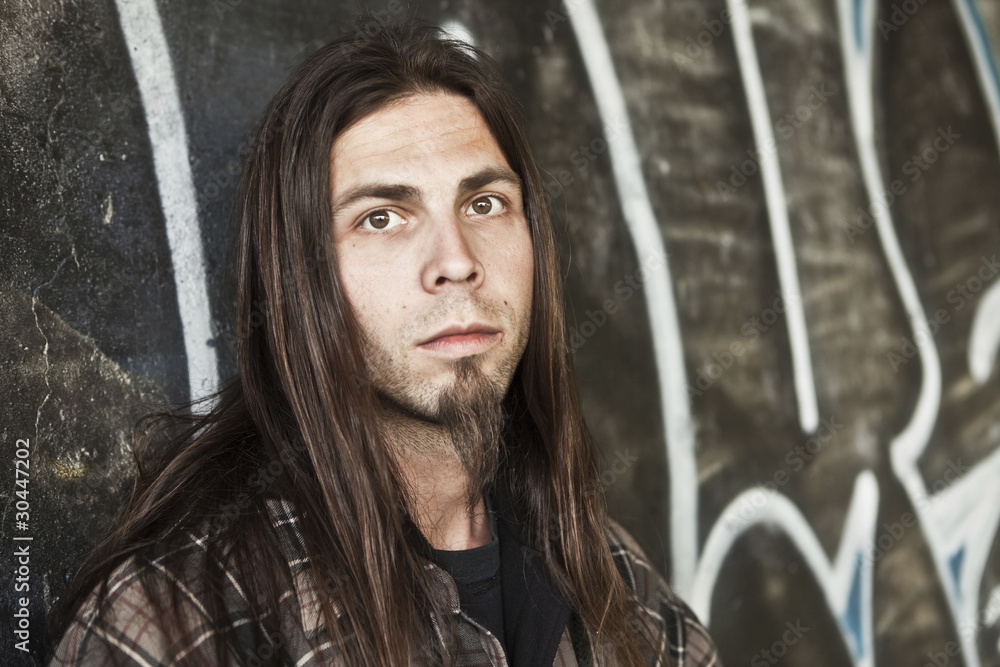 Naklejka premium Gang member intimidation