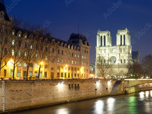 Paris - Notre Dame at night
